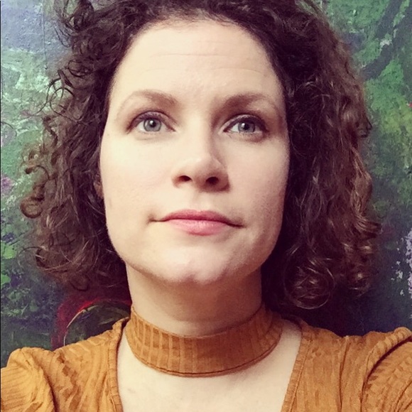 Meet your Posher, Hilly - Picture 1 of 1